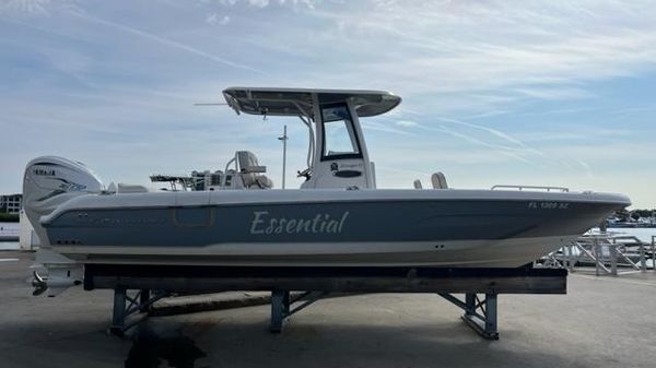 Sea Hunt Escape 27
