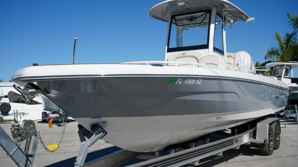 Sea Hunt Escape 27