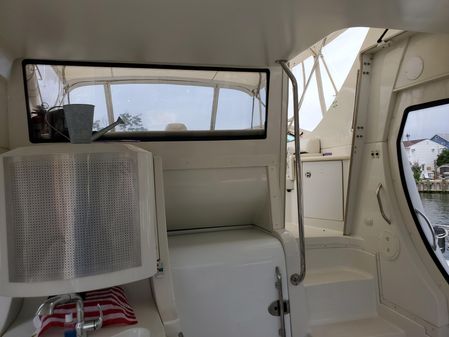 Carver 564 Cockpit Motor Yacht image