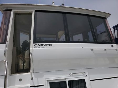 Carver 564 Cockpit Motor Yacht image