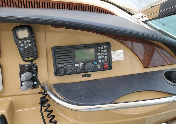 Carver 564 Cockpit Motor Yacht image