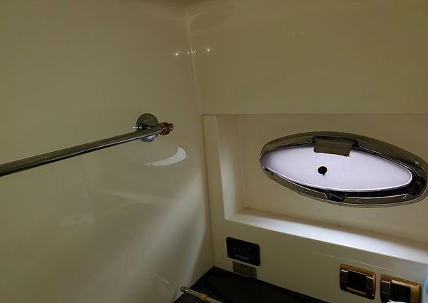 Carver 564 Cockpit Motor Yacht image