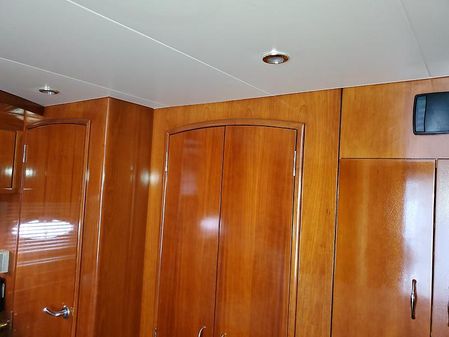 Carver 564 Cockpit Motor Yacht image