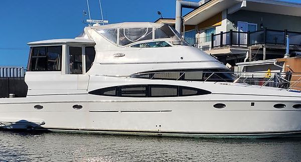 Carver 564 Cockpit Motor Yacht 