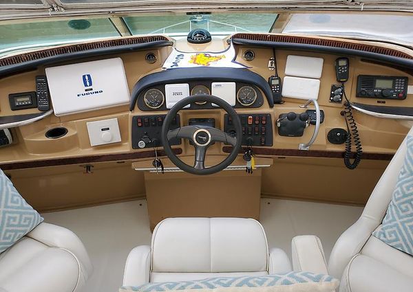 Carver 564 Cockpit Motor Yacht image