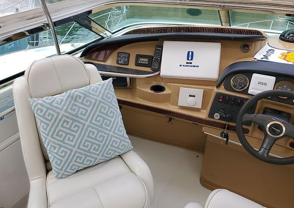 Carver 564 Cockpit Motor Yacht image