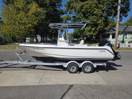 Boston Whaler 210 Outrage image