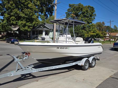 Boston Whaler 210 Outrage image