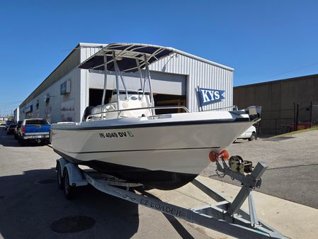 Boston Whaler 210 Outrage image