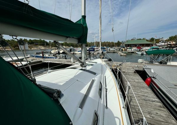 Beneteau 323 image