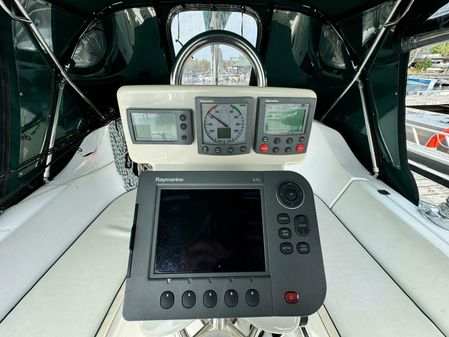 Beneteau 323 image