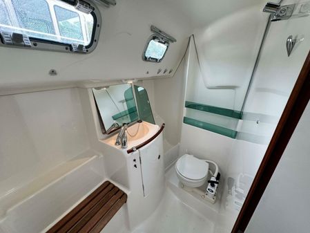 Beneteau 323 image