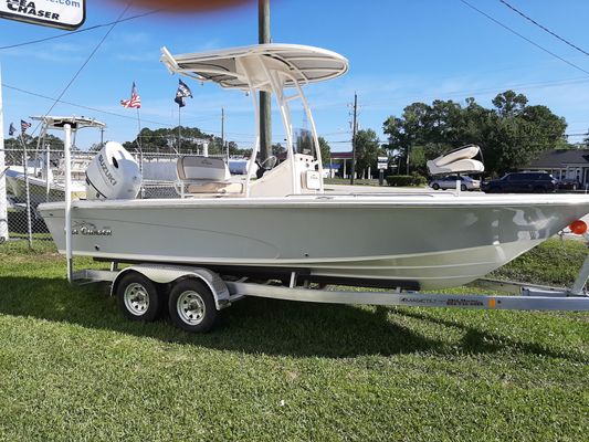 Sea Chaser 21 LX - main image