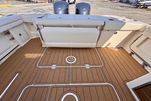 Grady-White Freedom 325 image