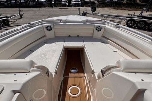 Grady-White Freedom 325 image