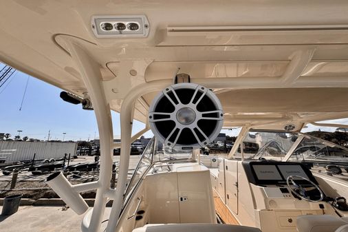 Grady-White Freedom 325 image