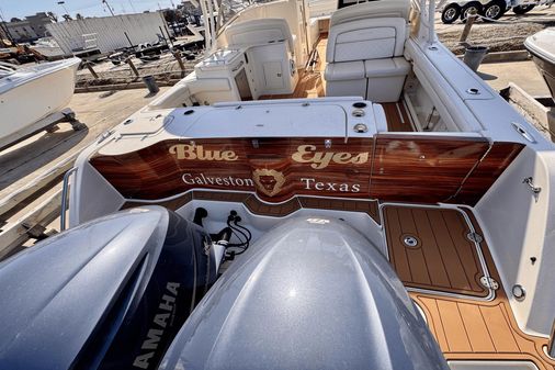 Grady-White Freedom 325 image