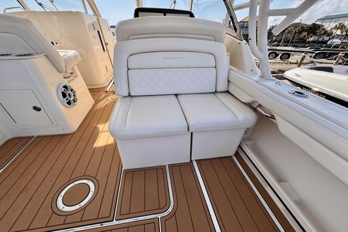 Grady-White Freedom 325 image