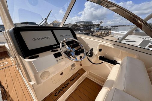 Grady-White Freedom 325 image