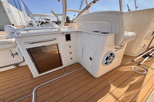 Grady-White Freedom 325 image