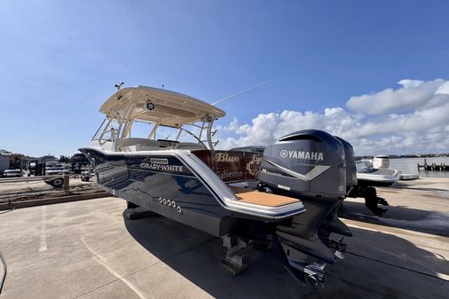 Grady-White Freedom 325 image