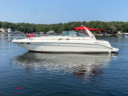 Sea Ray 410 Express Cruiser image