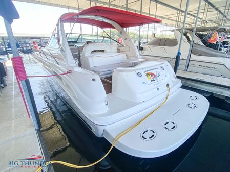 Sea Ray 410 Express Cruiser image