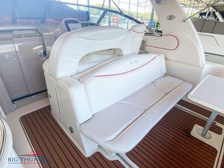 Sea Ray 410 Express Cruiser image