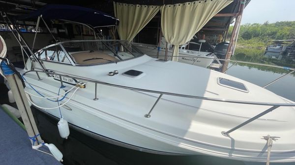 Rinker 280 Fiesta Vee 