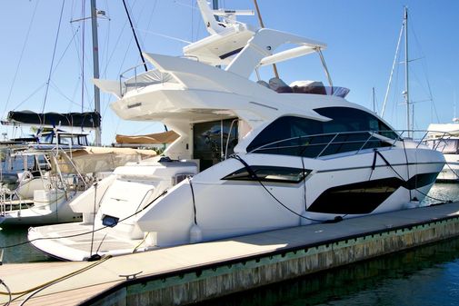 Sunseeker Manhattan 55 image