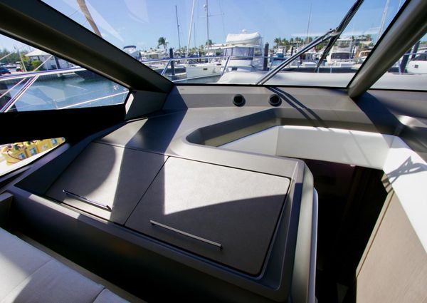 Sunseeker Manhattan 55 image