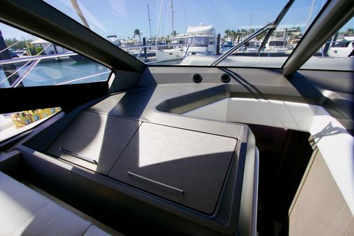 Sunseeker Manhattan 55 image