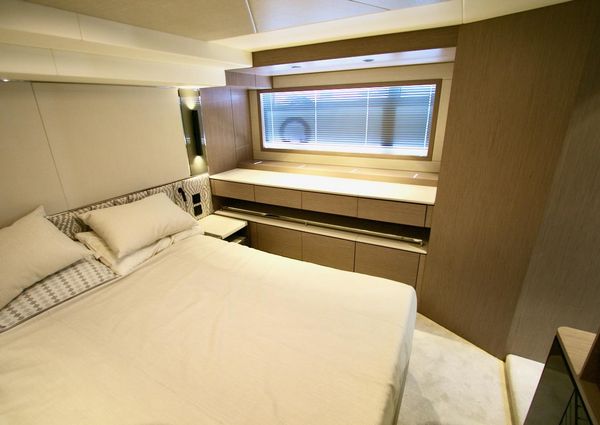 Sunseeker Manhattan 55 image