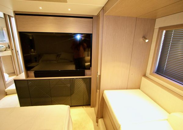 Sunseeker Manhattan 55 image