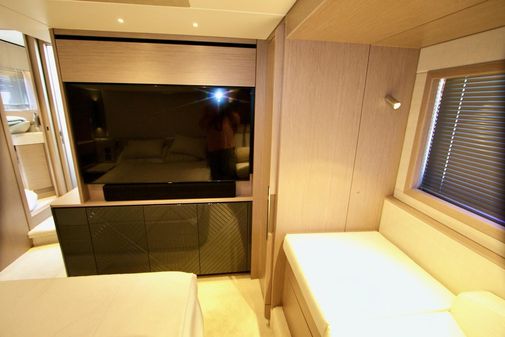 Sunseeker Manhattan 55 image