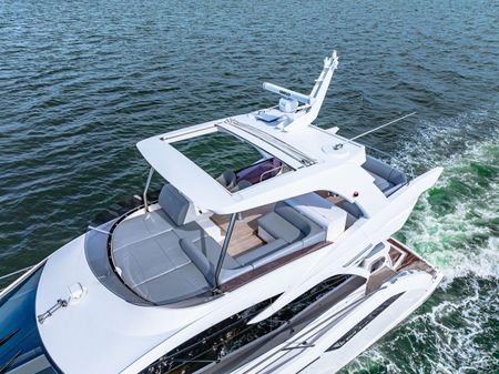 Sunseeker Manhattan 55 image