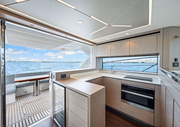 Sunseeker Manhattan 55 image