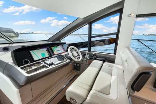 Sunseeker Manhattan 55 image