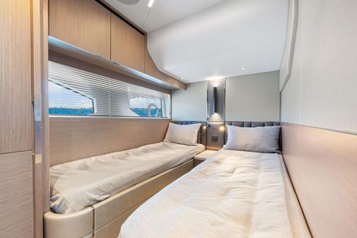 Sunseeker Manhattan 55 image