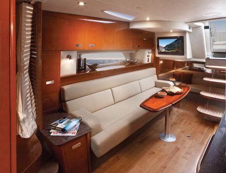 Sea Ray 370 Sundancer image