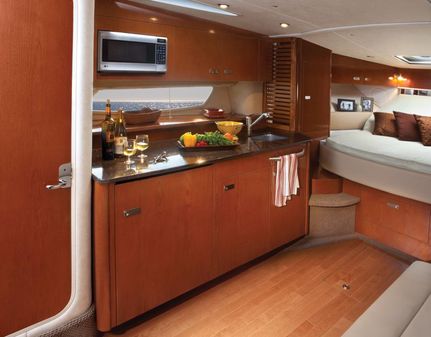 Sea Ray 370 Sundancer image