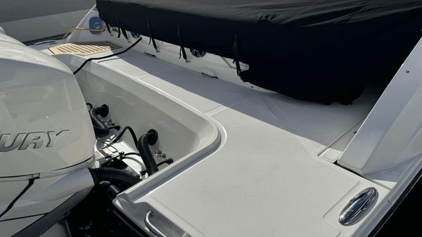 Sea Ray 400 SLX 