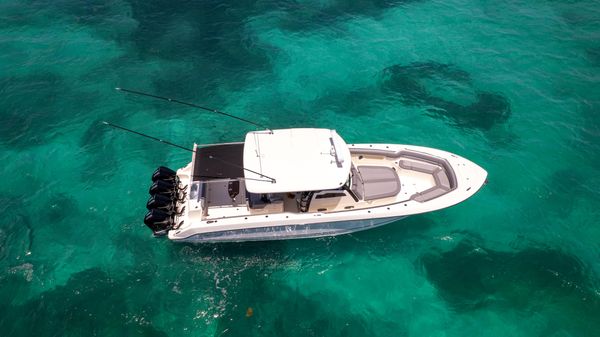 Boston Whaler 380 Outrage image