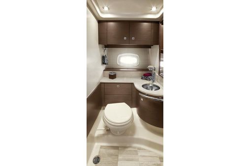 Sea Ray 470 Sundancer image