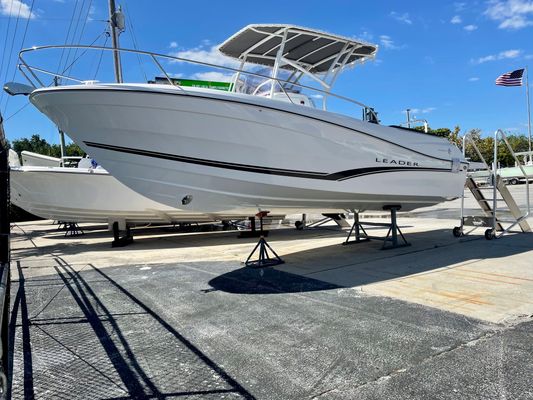 Jeanneau Leader 7.5 CC - main image