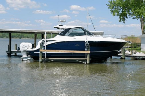 Sea Ray 320 Sundancer OB image