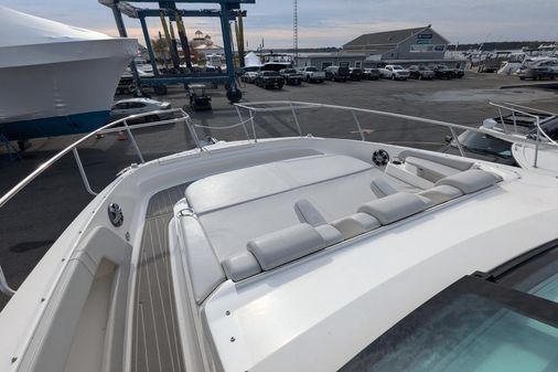 Sea Ray 320 Sundancer OB image