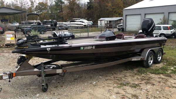 Home Bunch Marine Tennessee New And Used Boat And Pontoon Dealer