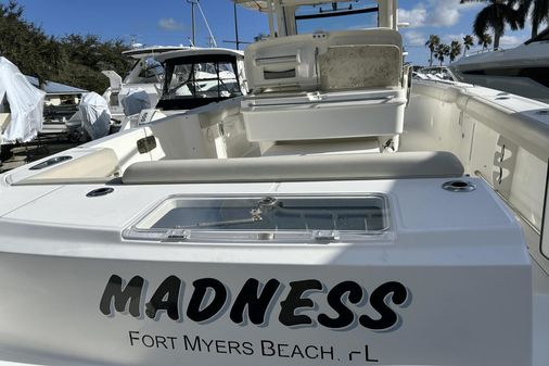 Boston Whaler 330 Outrage image