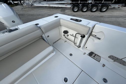 Boston Whaler 330 Outrage image